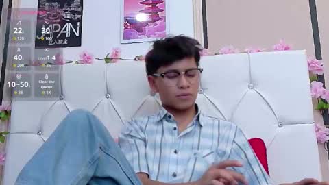 Snapshot of ethan_westt chatting on 10, 11, 2025 Ethan online show from 10, 11, 2025