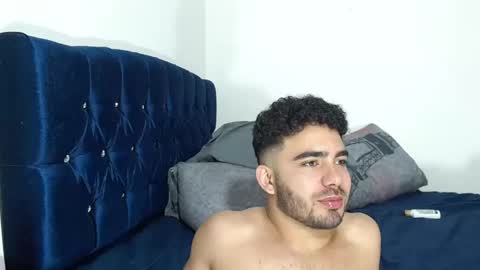 Snapshot of ethanhairy chatting on 5, 2, 2025 Ethan online show from 5, 2, 2025