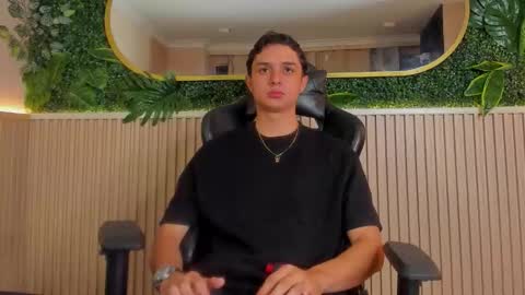 ethanlowell online show from 19, 1, 2026