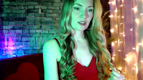 Snapshot of euphoria055 chatting on 18, 1, 2025 Liana online show from 18, 1, 2025