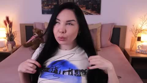 Snapshot of eva__si chatting on 6, 3, 2025 Eva online show from 6, 3, 2025