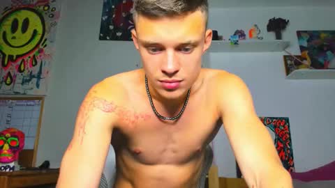 Hot Couple online show from 27, 9, 2025
