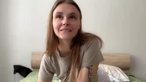 Snapshot of eva_calvin chatting on 2, 10, 2025 Eva Calvin online show from 2, 10, 2025