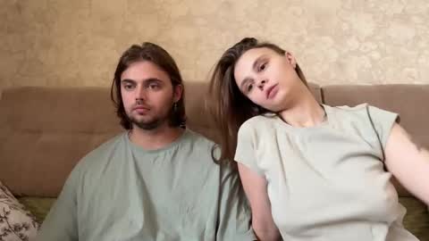 Snapshot of eva_calvin chatting on 4, 12, 2025 Eva Calvin online show from 4, 12, 2025