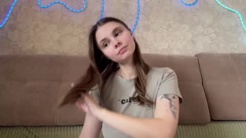 Snapshot of eva_calvin chatting on 5, 12, 2025 Eva Calvin online show from 5, 12, 2025