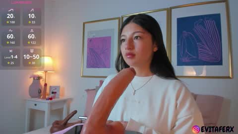 Evaa Depp online show from 27, 9, 2025