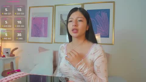 Evaa Depp online show from 7, 10, 2025