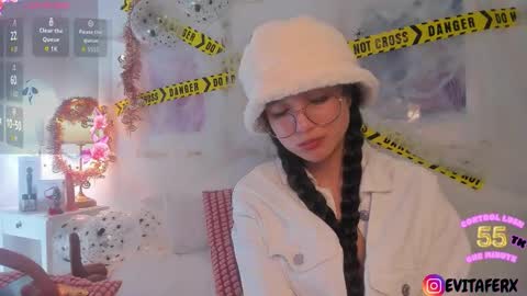 Evaa Depp online show from 28, 10, 2025