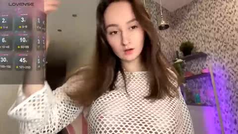 Snapshot of eva_elfis chatting on 11, 10, 2025 Eva online show from 11, 10, 2025