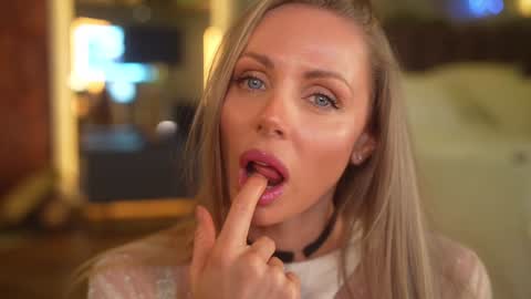 Eva online show from 5, 12, 2025