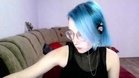 eva_forrest online show from 11, 12, 2024