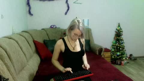 eva_forrest online show from 7, 1, 2025