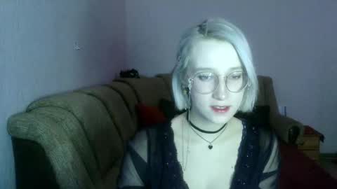 eva_forrest online show from 19, 1, 2025