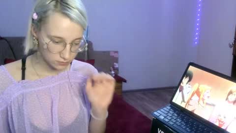 eva_forrest online show from 24, 1, 2025
