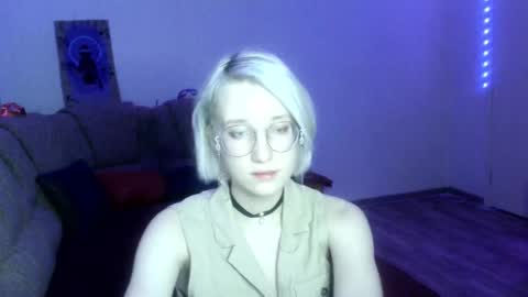 eva_forrest online show from 26, 1, 2025
