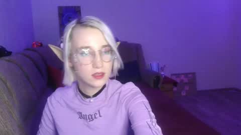eva_forrest online show from 31, 1, 2025