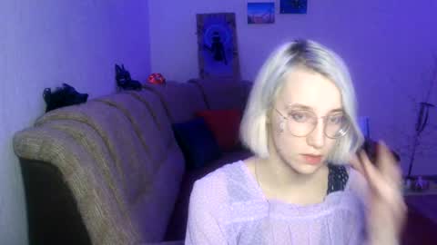 eva_forrest online show from 5, 2, 2025