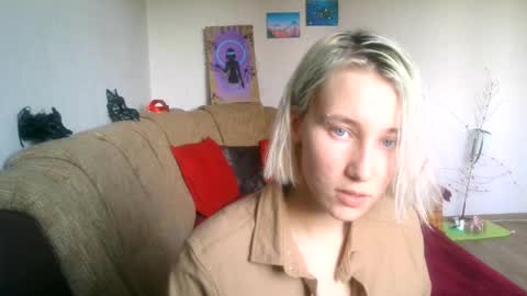 eva_forrest online show from 9, 2, 2025
