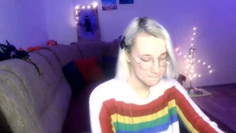 eva_forrest online show from 13, 2, 2025