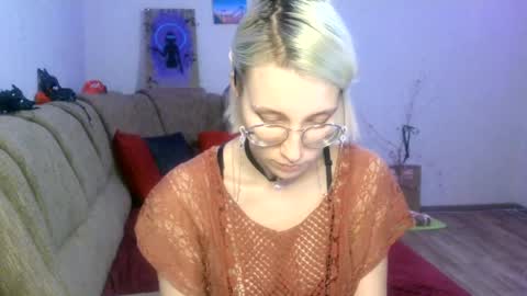 eva_forrest online show from 21, 2, 2025