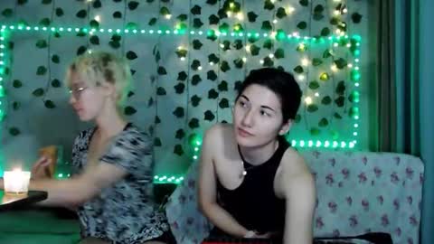 eva_forrest online show from 23, 9, 2025