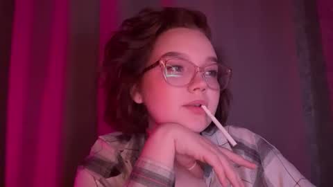 eva_kittenn online show from 19, 11, 2025