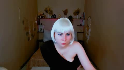 Eva online show from 15, 11, 2025