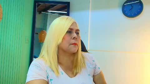 eva_love49 online show from 19, 3, 2026