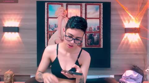 Snapshot of eva_monwalker chatting on 18, 10, 2025 Eva cute online show from 18, 10, 2025