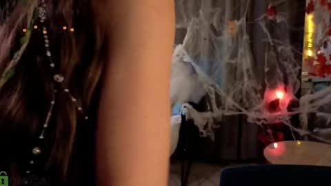 Eva online show from 31, 10, 2025