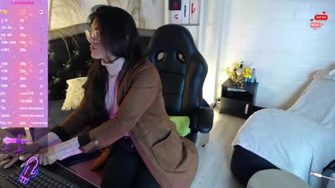 Eva Notty  online show from 16, 1, 2025