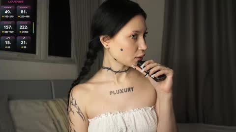 Eva online show from 14, 10, 2025