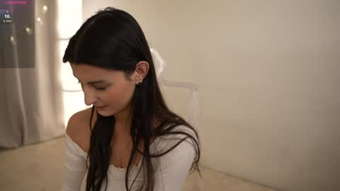 Snapshot of eva_ro chatting on 13, 12, 2024 EVA online show from 13, 12, 2024