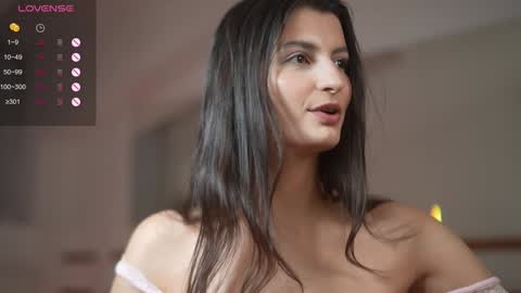 Snapshot of eva_ro chatting on 12, 1, 2025 EVA online show from 12, 1, 2025