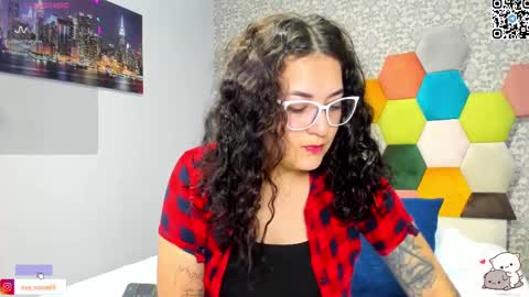 Eva  online show from 5, 3, 2025