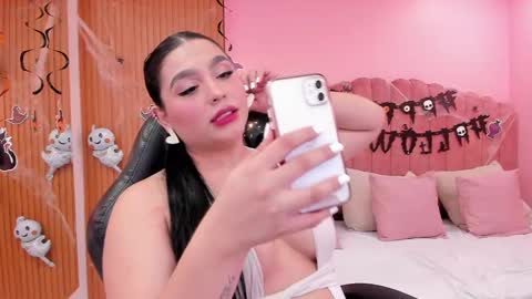eva_saintt online show from 6, 10, 2025