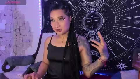 Eva  online show from 5, 11, 2025