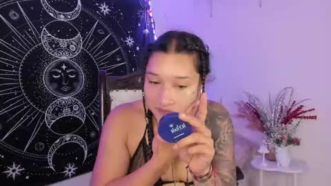 Eva  online show from 13, 2, 2026