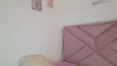 Snapshot of eva_sin18 chatting on 6, 2, 2026 Eva Sin online show from 6, 2, 2026