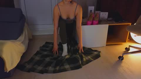 Snapshot of eva_sinn chatting on 20, 2, 2026 Hi there i am Eva and i wish create a nice community with you so join my Ticket Show for more pleasure online show from 20, 2, 2026