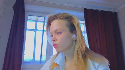 Snapshot of eva_sinn chatting on 28, 2, 2026 Hi there i am Eva and i wish create a nice community with you so join my Ticket Show for more pleasure online show from 28, 2, 2026