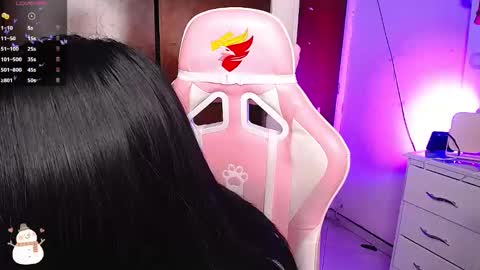 Eva  online show from 17, 12, 2024