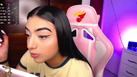 Eva  online show from 30, 12, 2024
