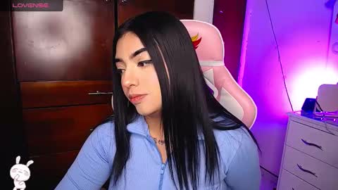 Eva  online show from 3, 1, 2025