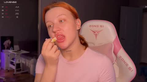 Snapshot of eva_swag chatting on 7, 11, 2025 eva_swag online show from 7, 11, 2025