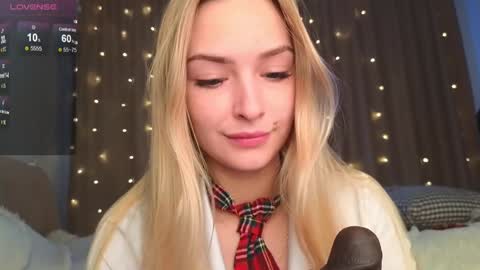 Hello Im Eva online show from 12, 1, 2025