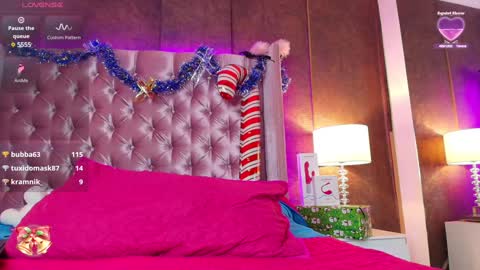 EVA CLOEE online show from 11, 12, 2024