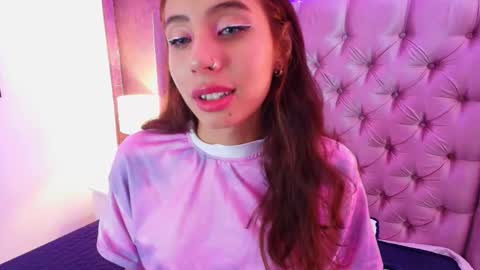 EVA CLOEE online show from 25, 2, 2025
