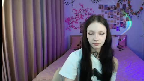 Snapshot of evaasilence chatting on 1, 3, 2026 evaasilence online show from 1, 3, 2026