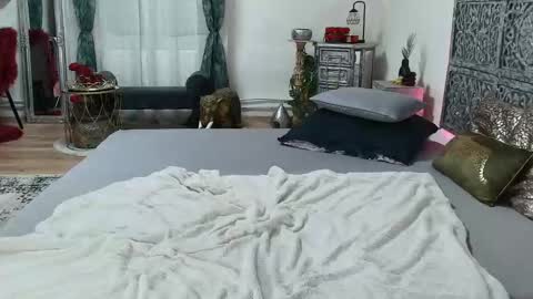 evabarbi online show from 12, 3, 2026